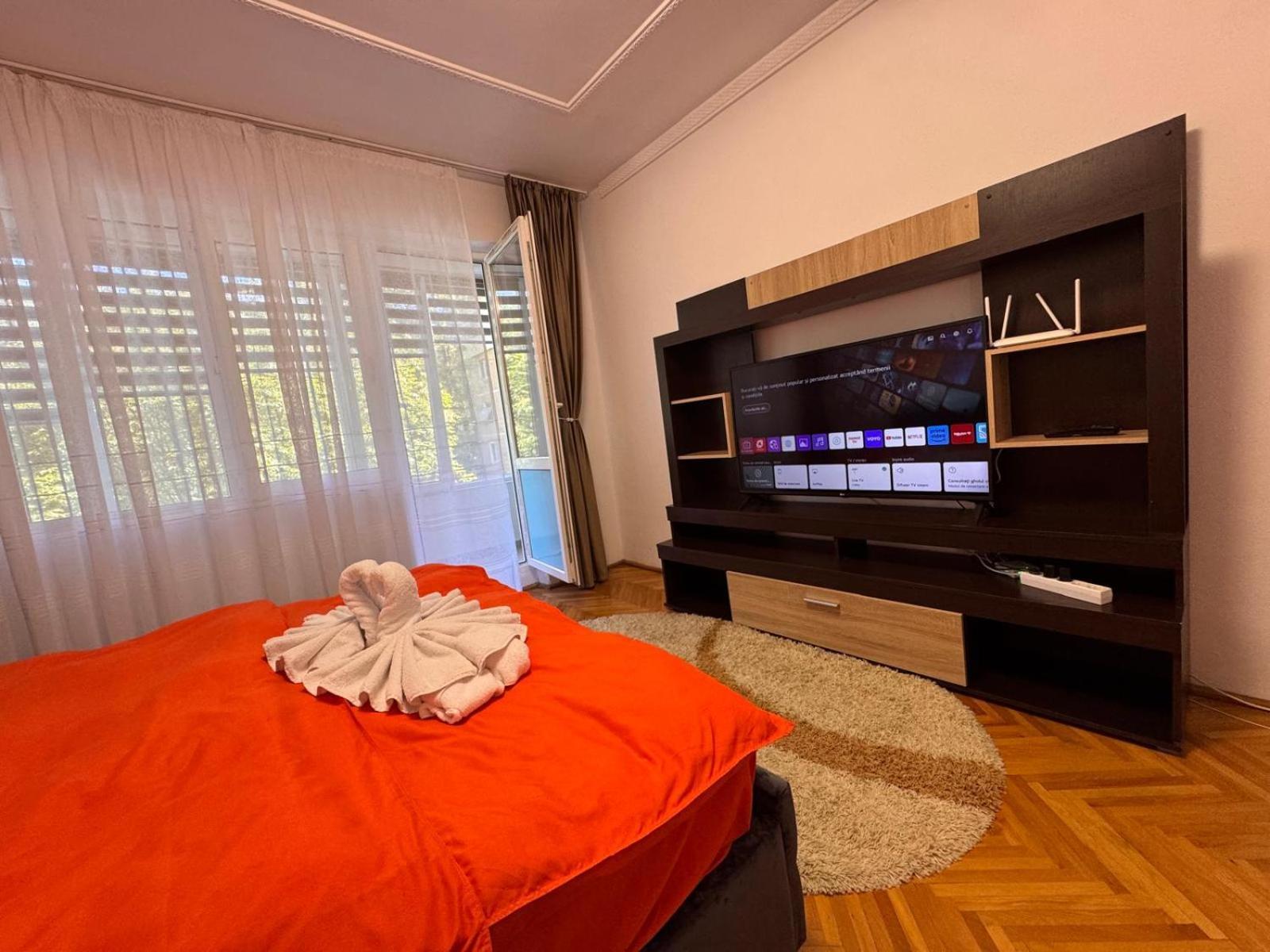 Linen Tree Apartment Baile Herculane Exterior photo
